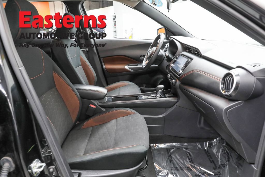 Used 2024 Nissan Kicks SR image 22
