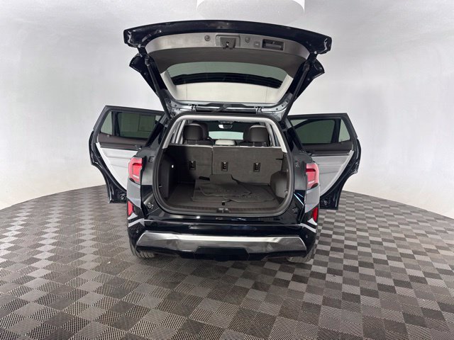 Used 2026 GMC Terrain Denali AWD/4WD image 18