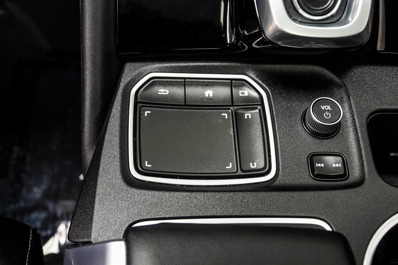 Used 2024 Acura MDX FWD w/ Technology Package image 18