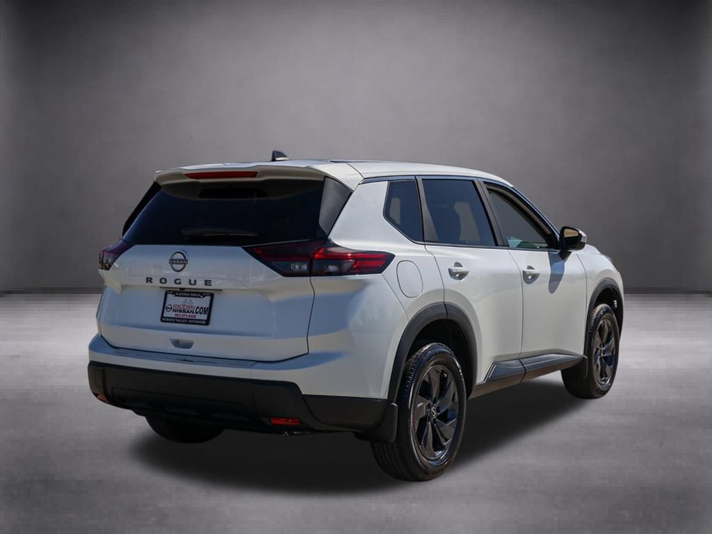 New 2026 Nissan Rogue SV FWD image 4