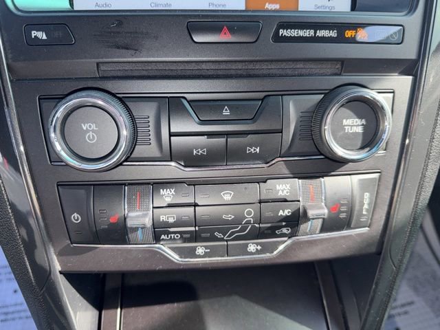 Used 2017 Ford Explorer XLT w/ Equipment Group 202A image 19