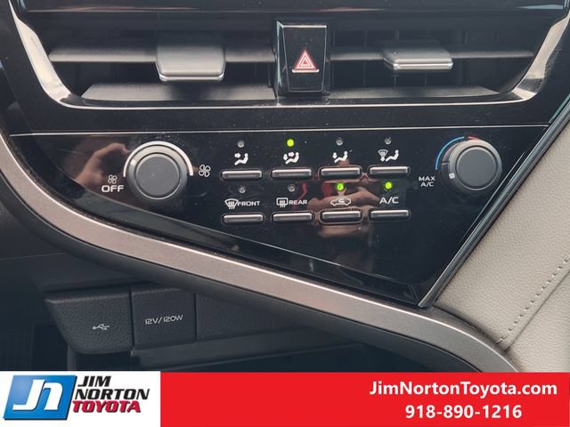 Used 2021 Toyota Camry LE FWD image 19