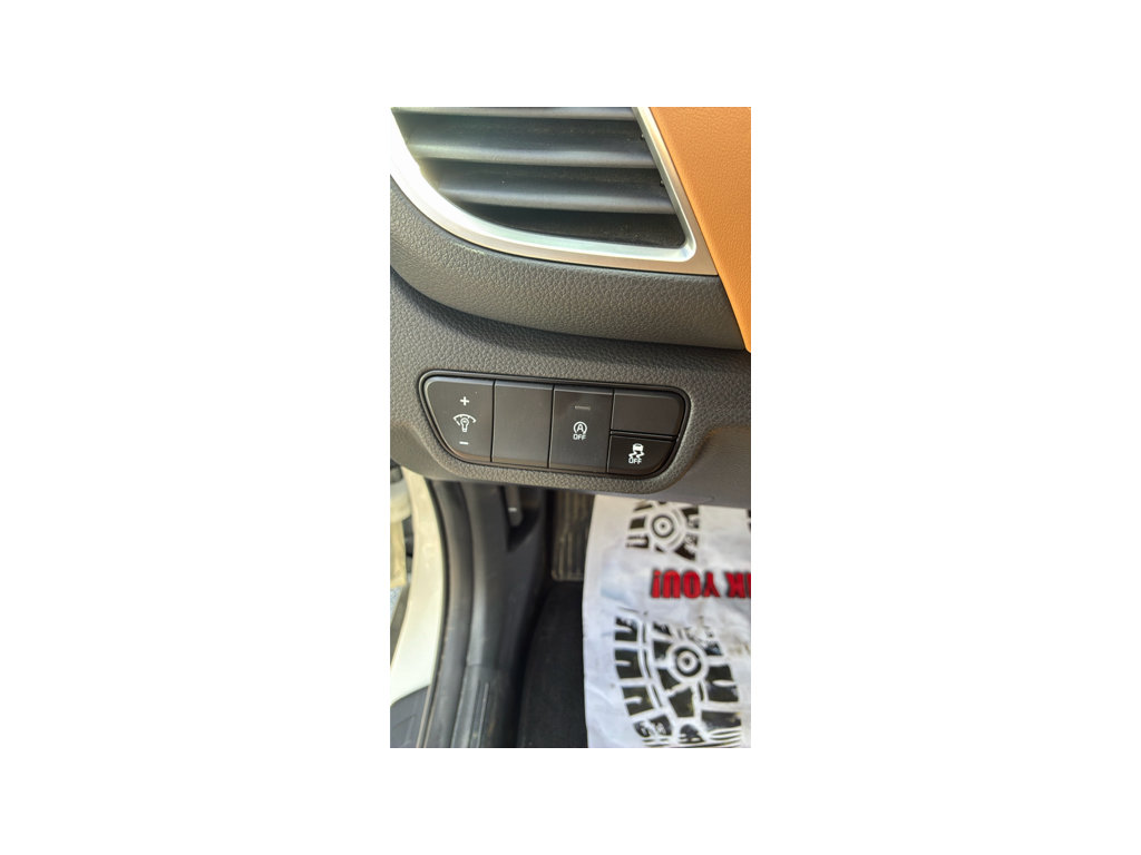 Used 2025 Kia Seltos EX w/ EX Sunroof Package FWD image 14