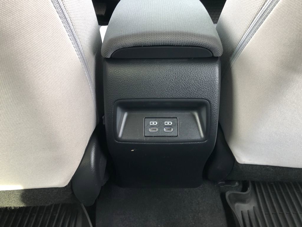 Used 2023 Toyota Corolla LE image 27