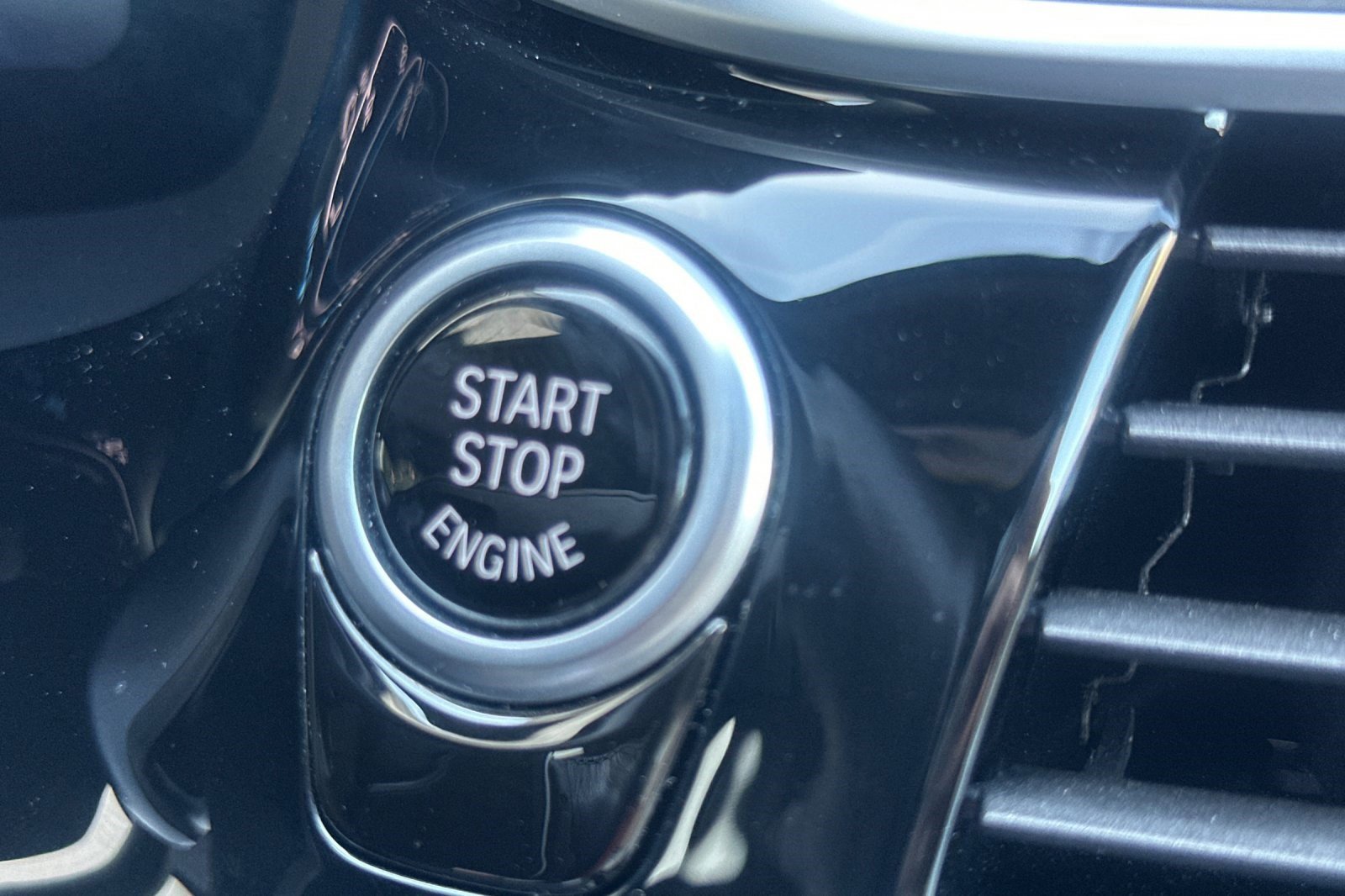 Certified 2023 BMW 530e xDrive w/ Executive Package image 29