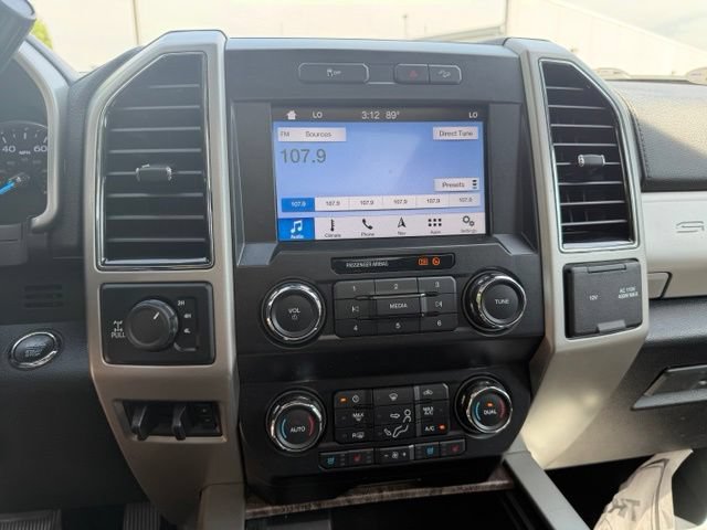 Used 2019 Ford F250 Lariat w/ Lariat Ultimate Package AWD/4WD image 19