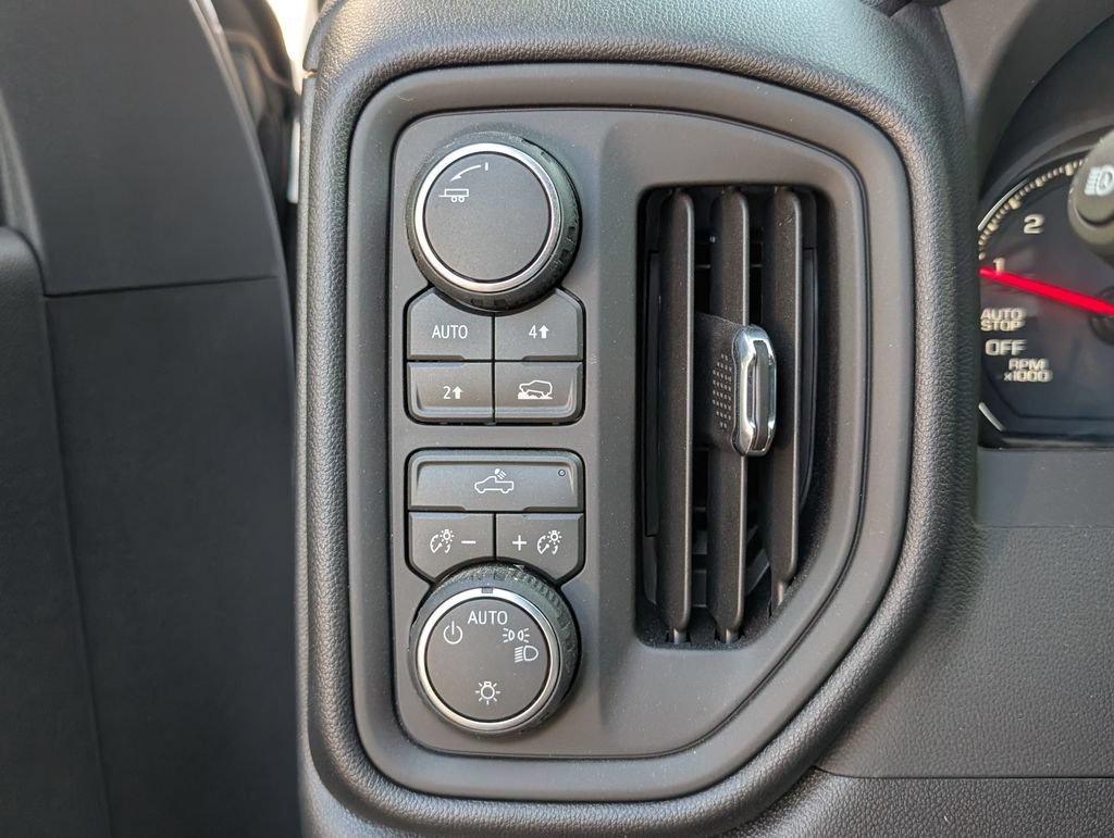 New 2026 Chevrolet Silverado 1500 Custom AWD/4WD image 14