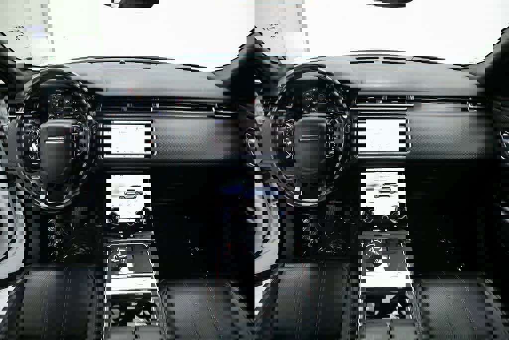 Used 2018 Land Rover Range Rover Velar S image 13