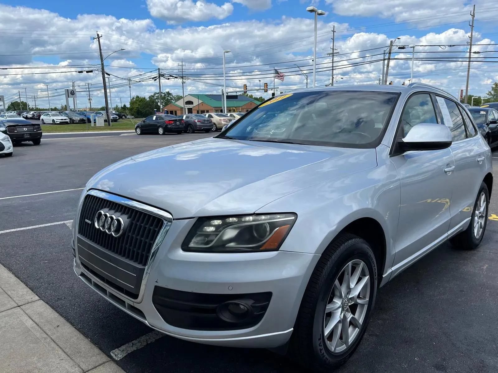 Used 2011 Audi Q5 2.0T Premium Plus AWD/4WD image 2