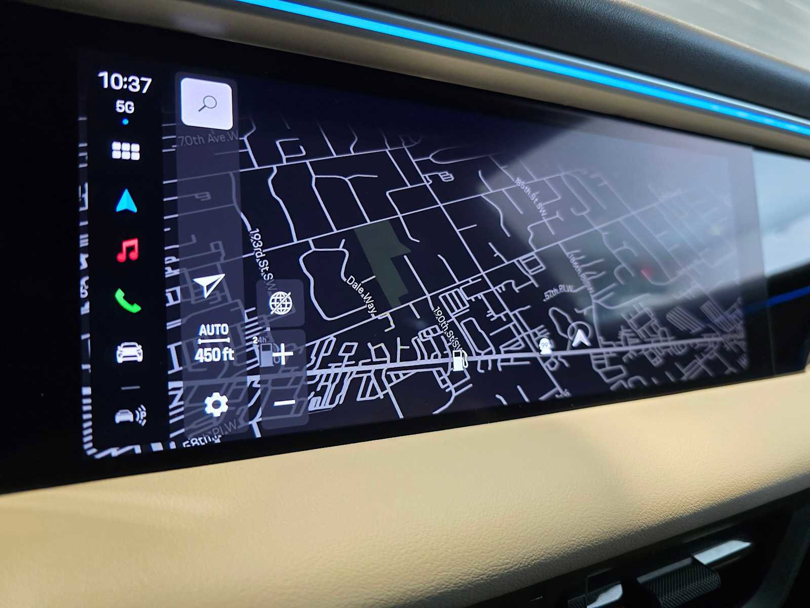 Used 2025 Porsche Macan Electric image 29