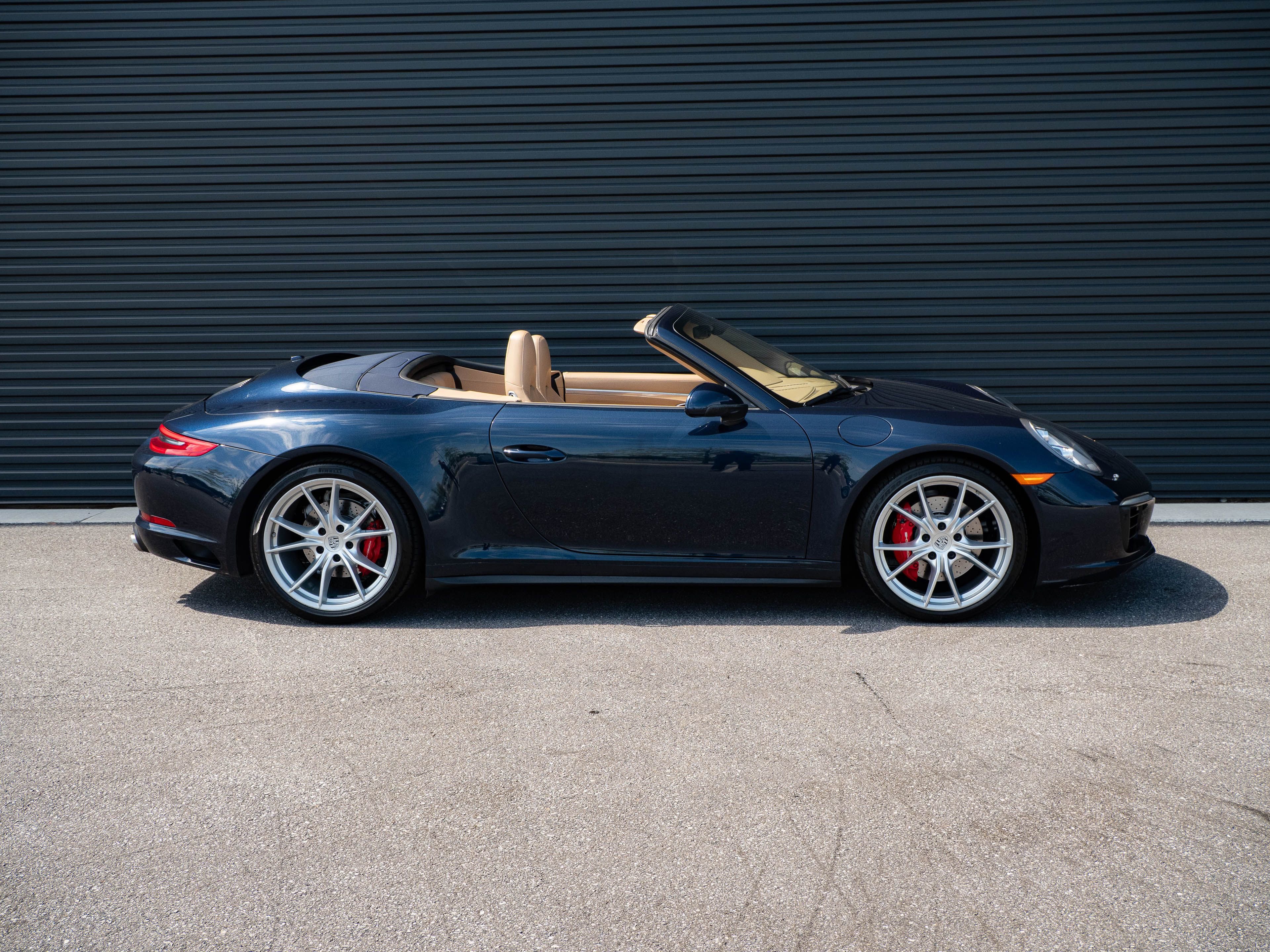 Used 2017 Porsche 911 Carrera 4S AWD/4WD image 20