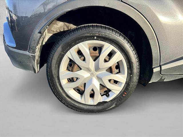 Used 2021 Toyota C-HR LE image 24