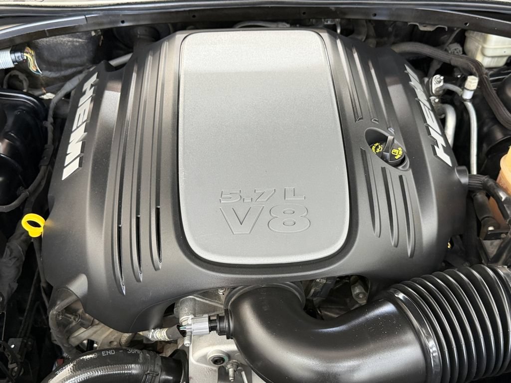 Used 2015 Dodge Challenger R/T Plus RWD image 20