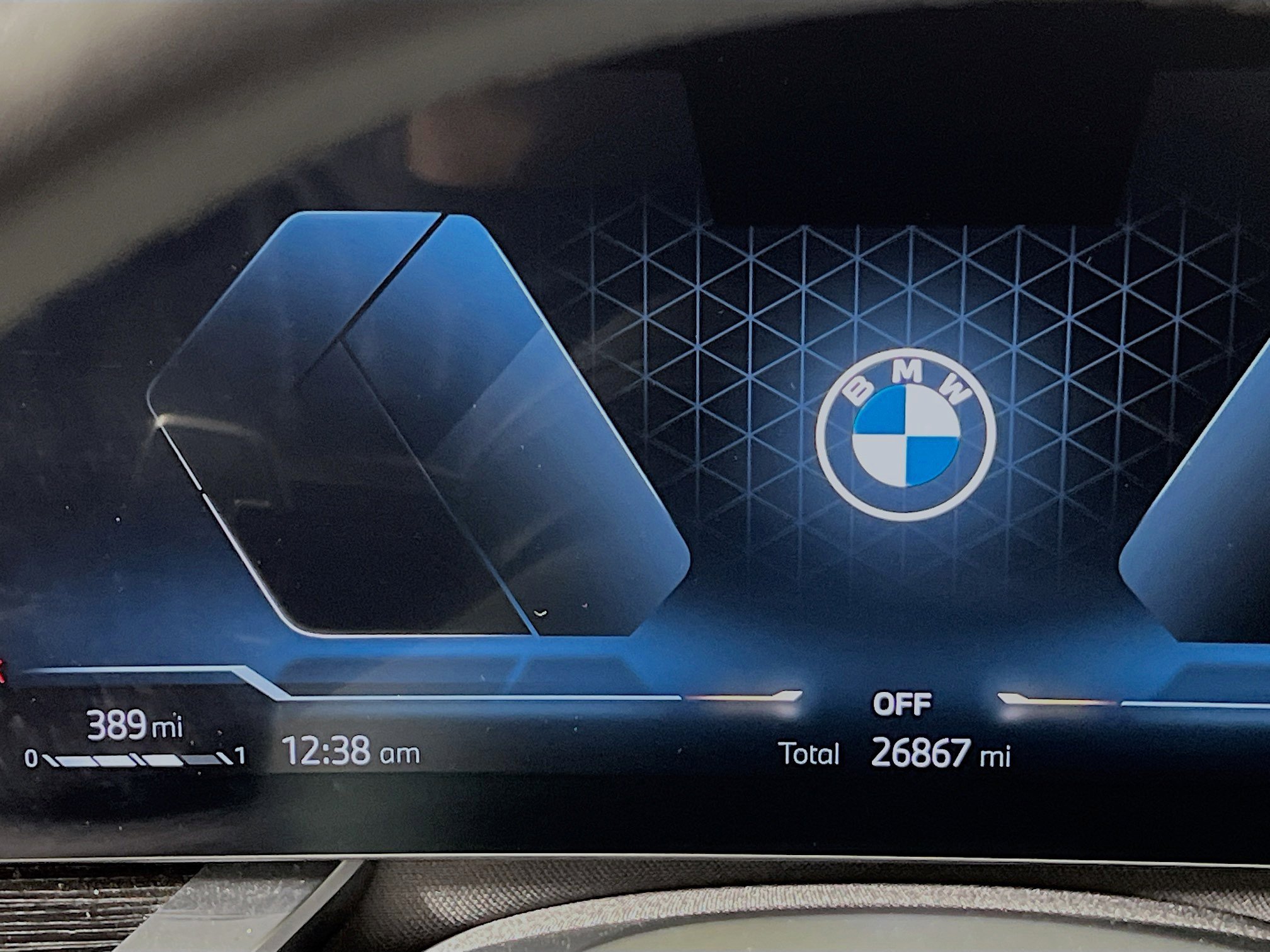 Used 2025 BMW 740i xDrive image 22