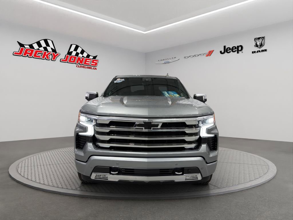 Used 2025 Chevrolet Silverado 1500 High Country w/ Technology Package image 14