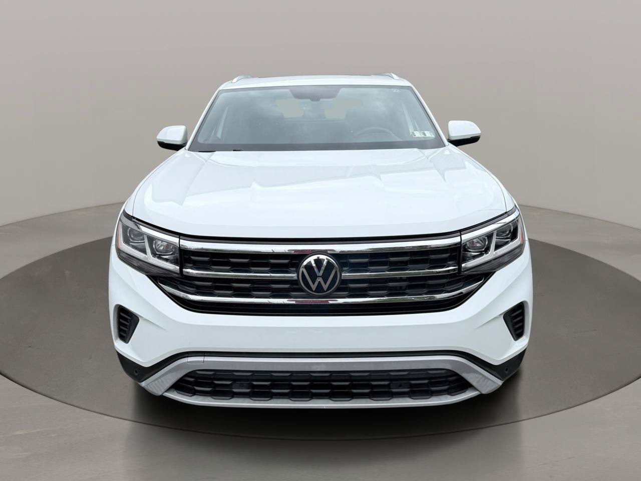 Used 2023 Volkswagen Atlas Cross Sport SE w/ Panoramic Sunroof Package FWD image 11