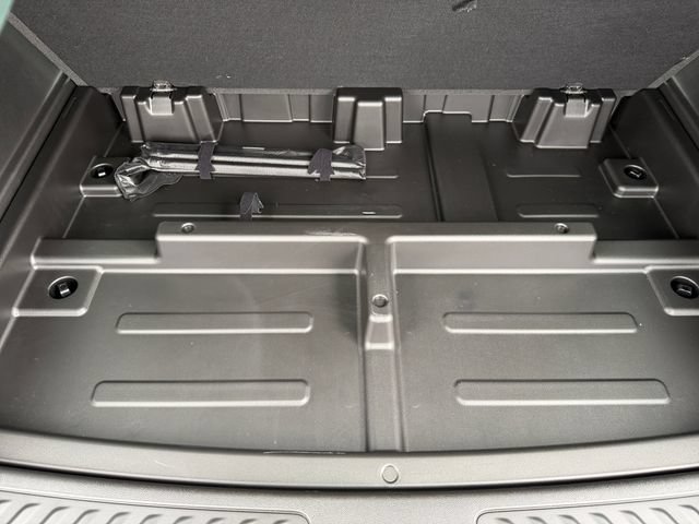 New 2026 Chevrolet Suburban LS w/ Max Trailering Package AWD/4WD image 42