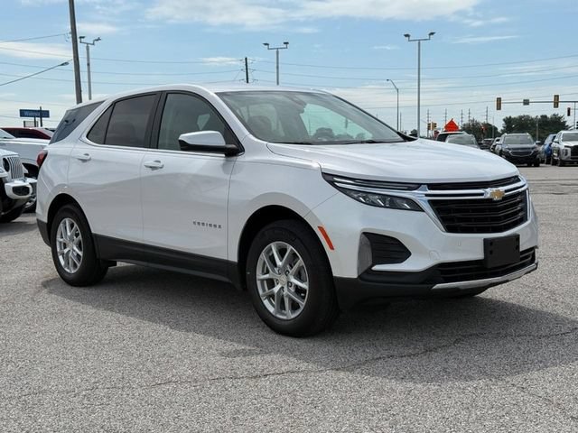 Used 2024 Chevrolet Equinox LT w/ LPO, Floor Liner Package FWD image 8