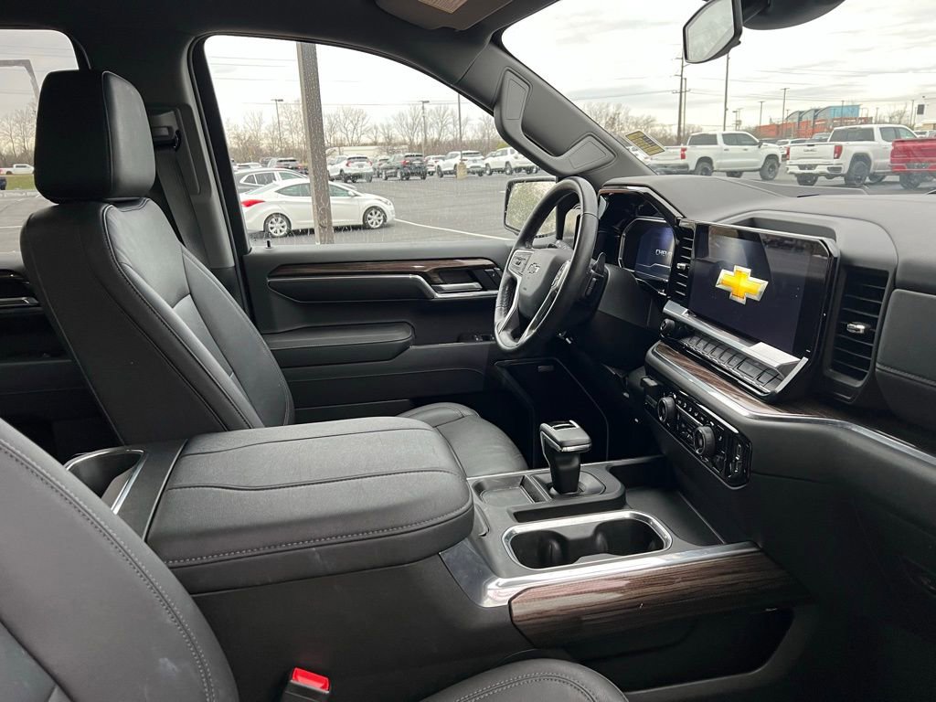 Used 2023 Chevrolet Silverado 1500 RST w/ RST All Star Premium Package image 9