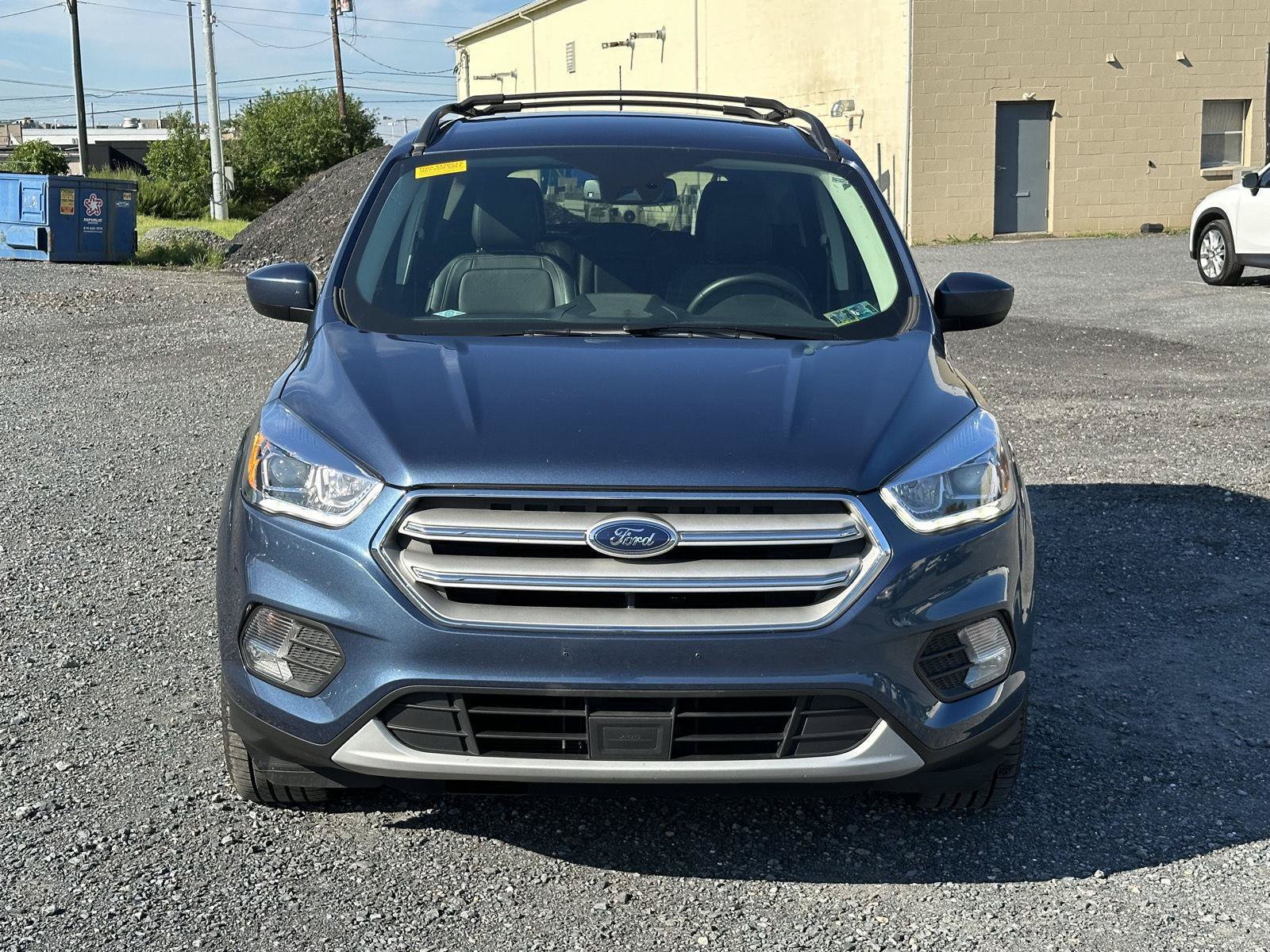 Used 2018 Ford Escape SEL w/ Ford Safe & Smart Package AWD/4WD image 3
