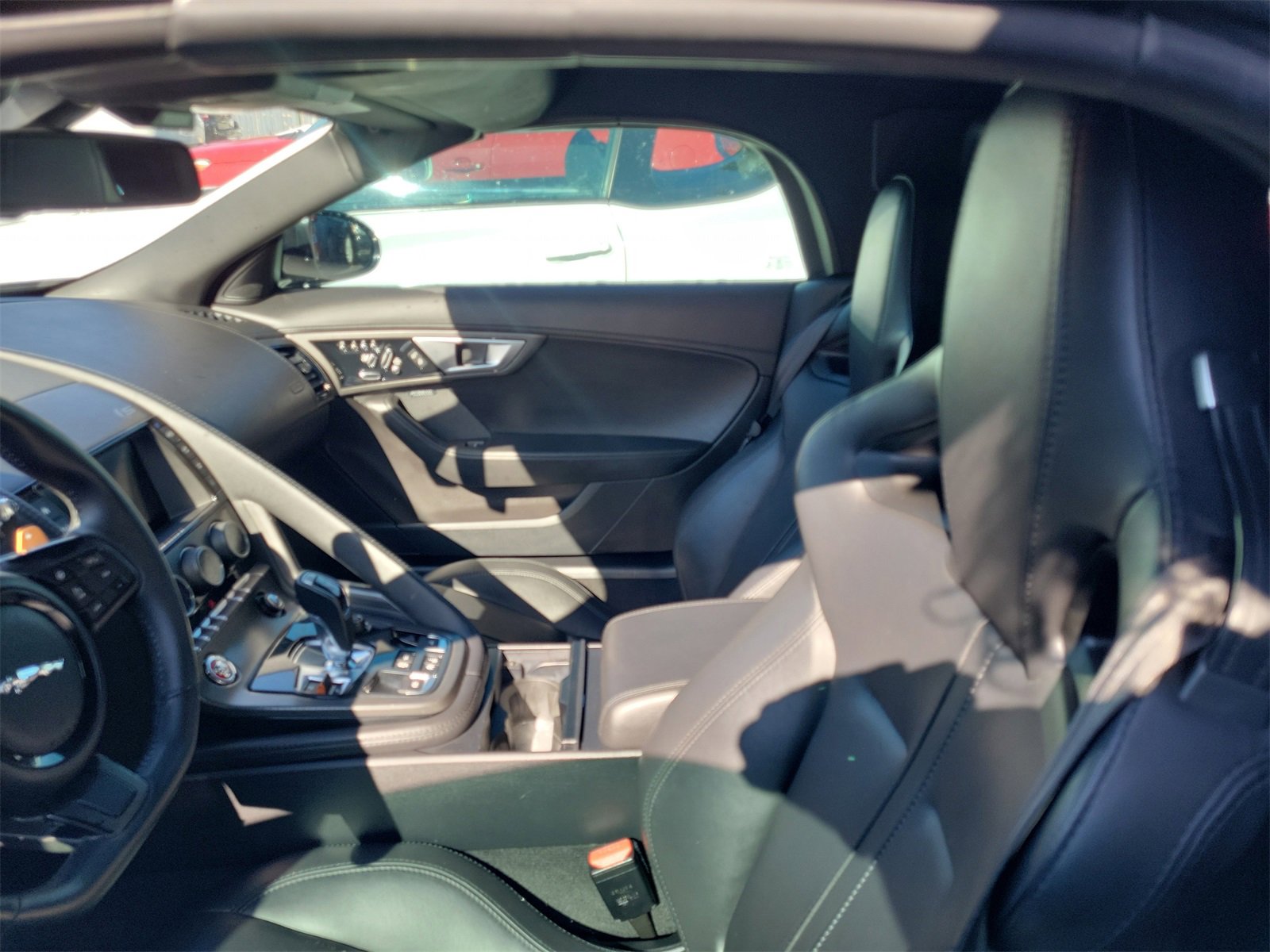 Used 2016 Jaguar F-TYPE S image 11