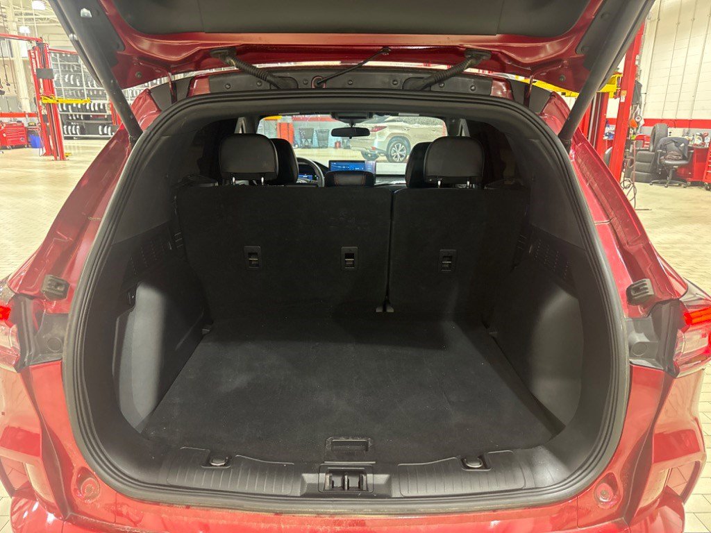 Used 2023 Ford Escape ST-Line w/ Tech Pack #1 FWD image 9