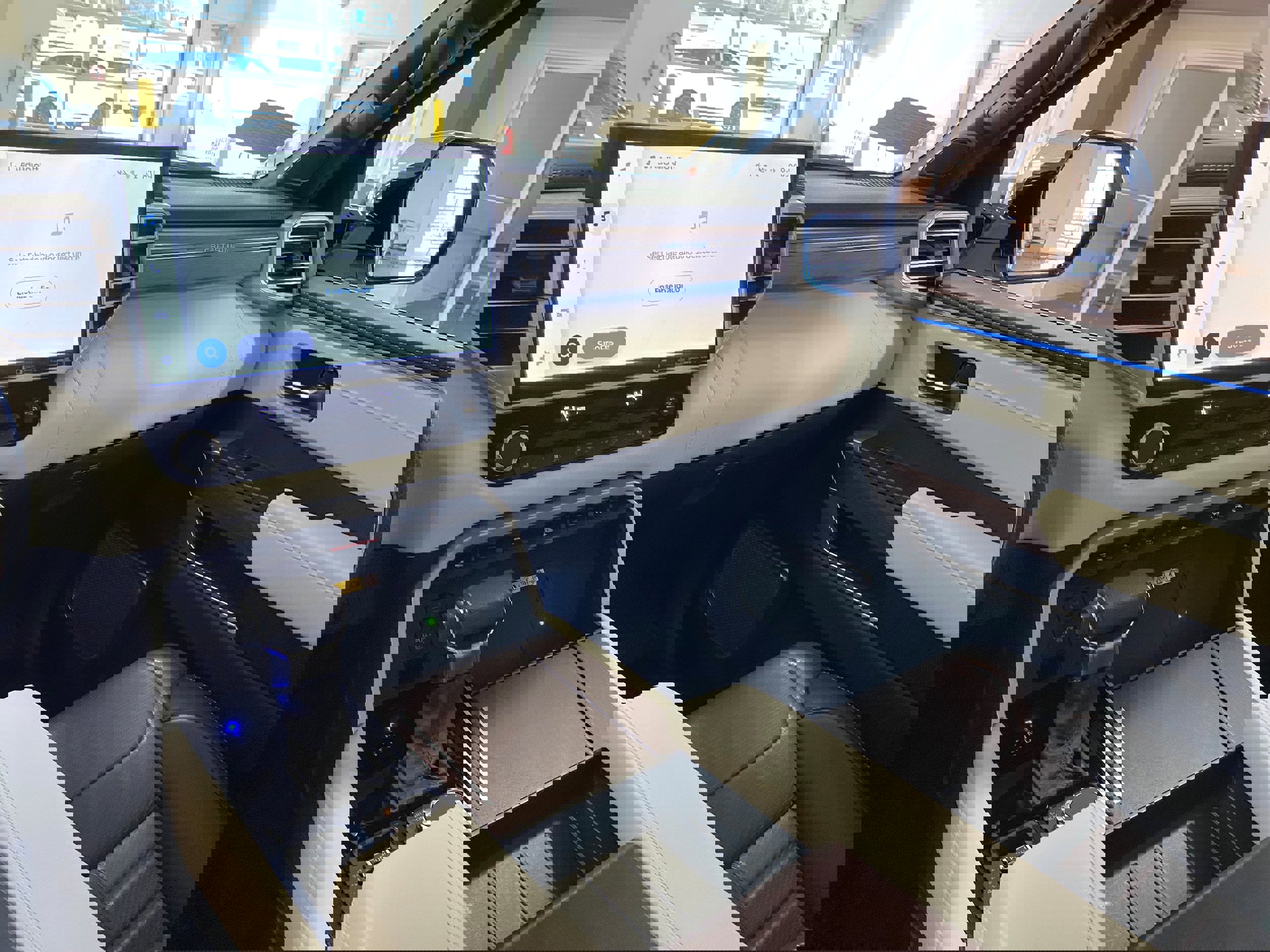 Used 2023 Toyota Tundra Capstone image 12