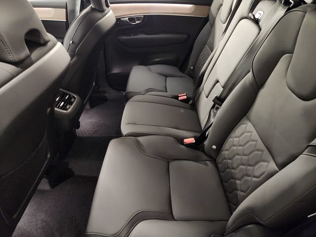 New 2026 Volvo XC90 B5 Core AWD/4WD image 30