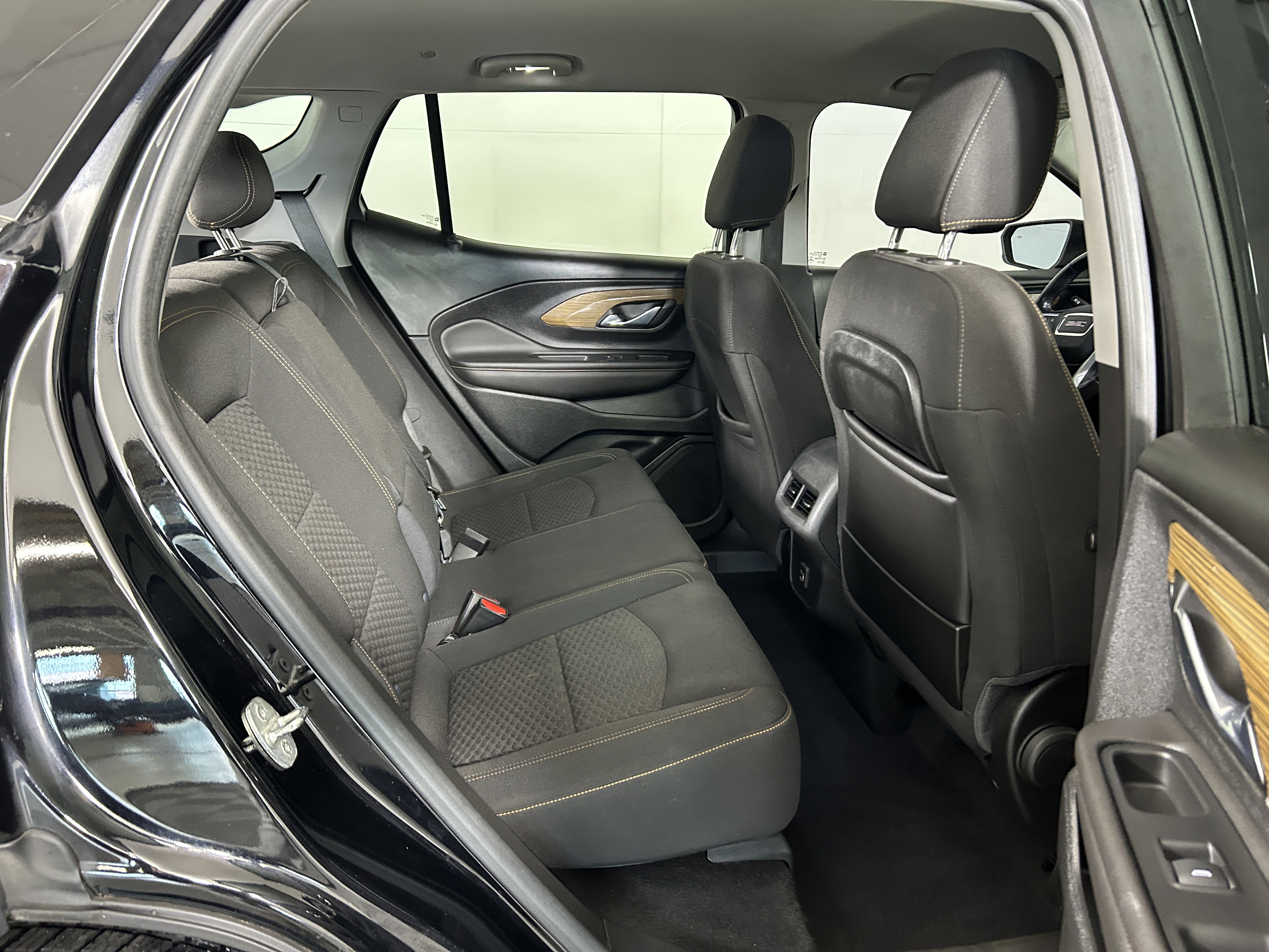 Used 2021 GMC Terrain SLE w/ Driver Convenience Package AWD/4WD image 26