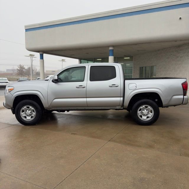 Used 2022 Toyota Tacoma SR image 6