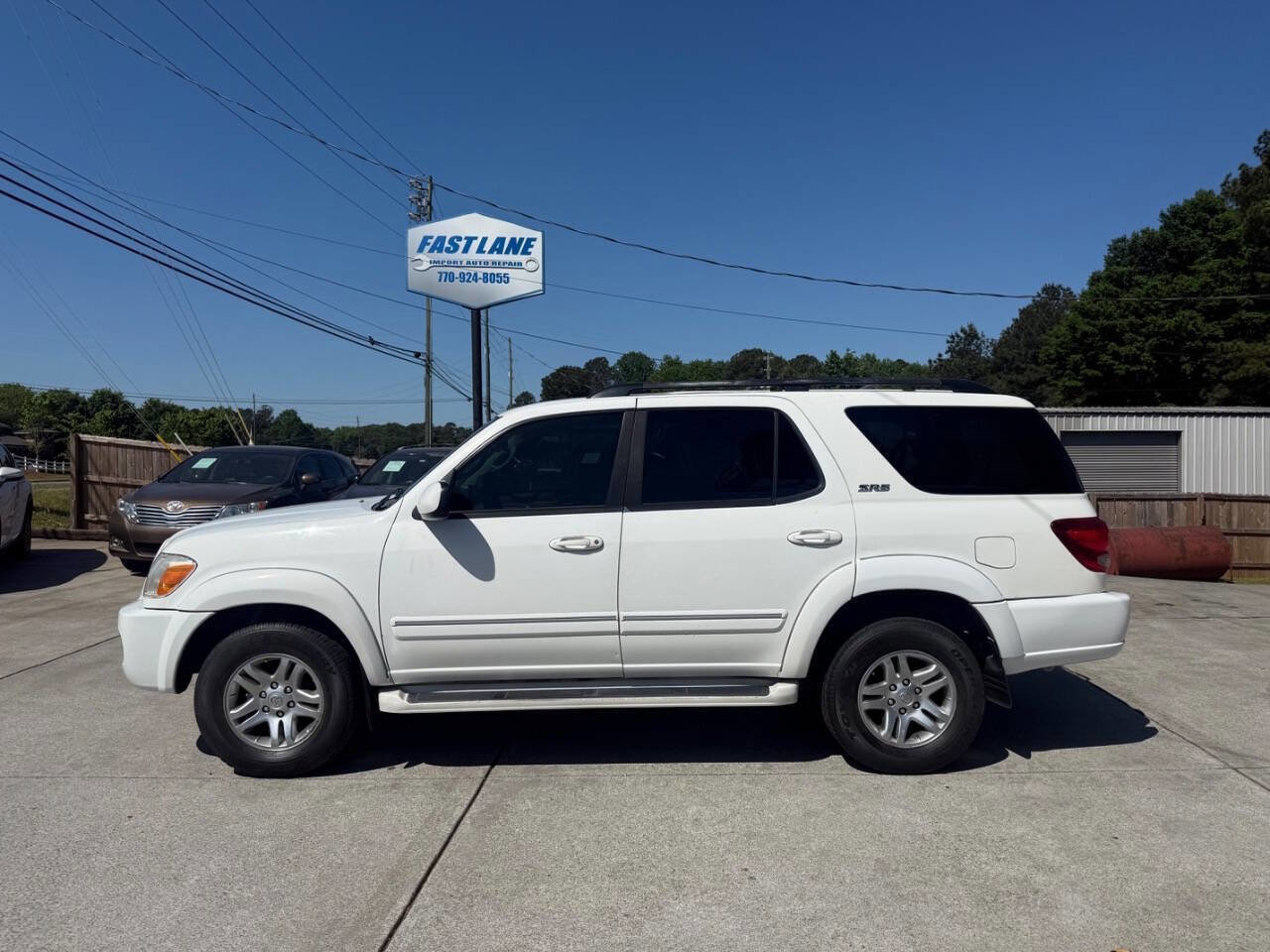 Used 2006 Toyota Sequoia SR5 RWD image 4