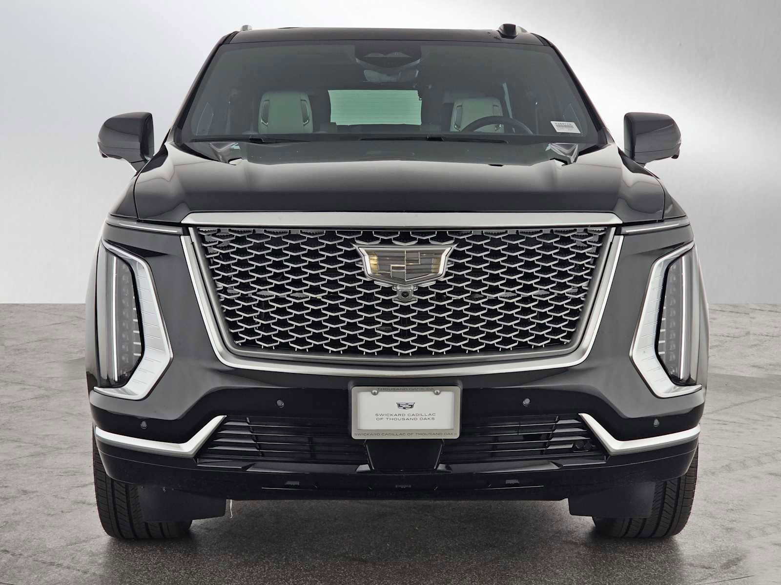 New 2026 Cadillac Escalade Platinum Luxury w/ LPO, Radiant Package AWD/4WD image 8