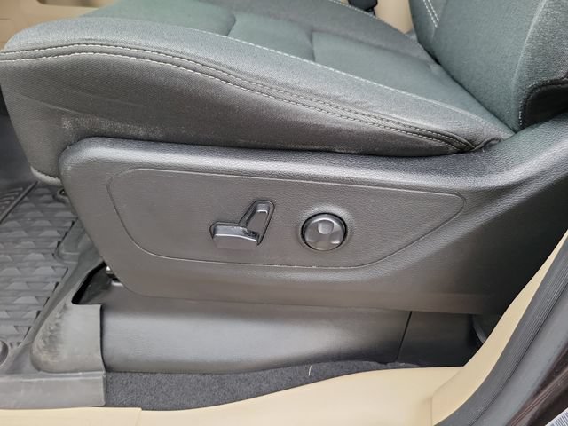 Used 2019 RAM 1500 Big Horn RWD image 17
