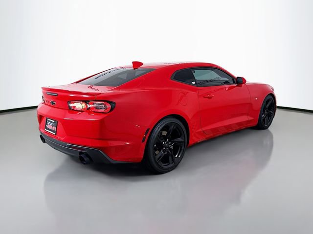 Used 2021 Chevrolet Camaro LT w/ RS Package image 9