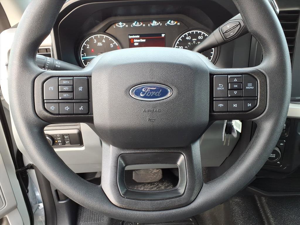 New 2026 Ford F250 XL w/ XL Chrome Package image 16