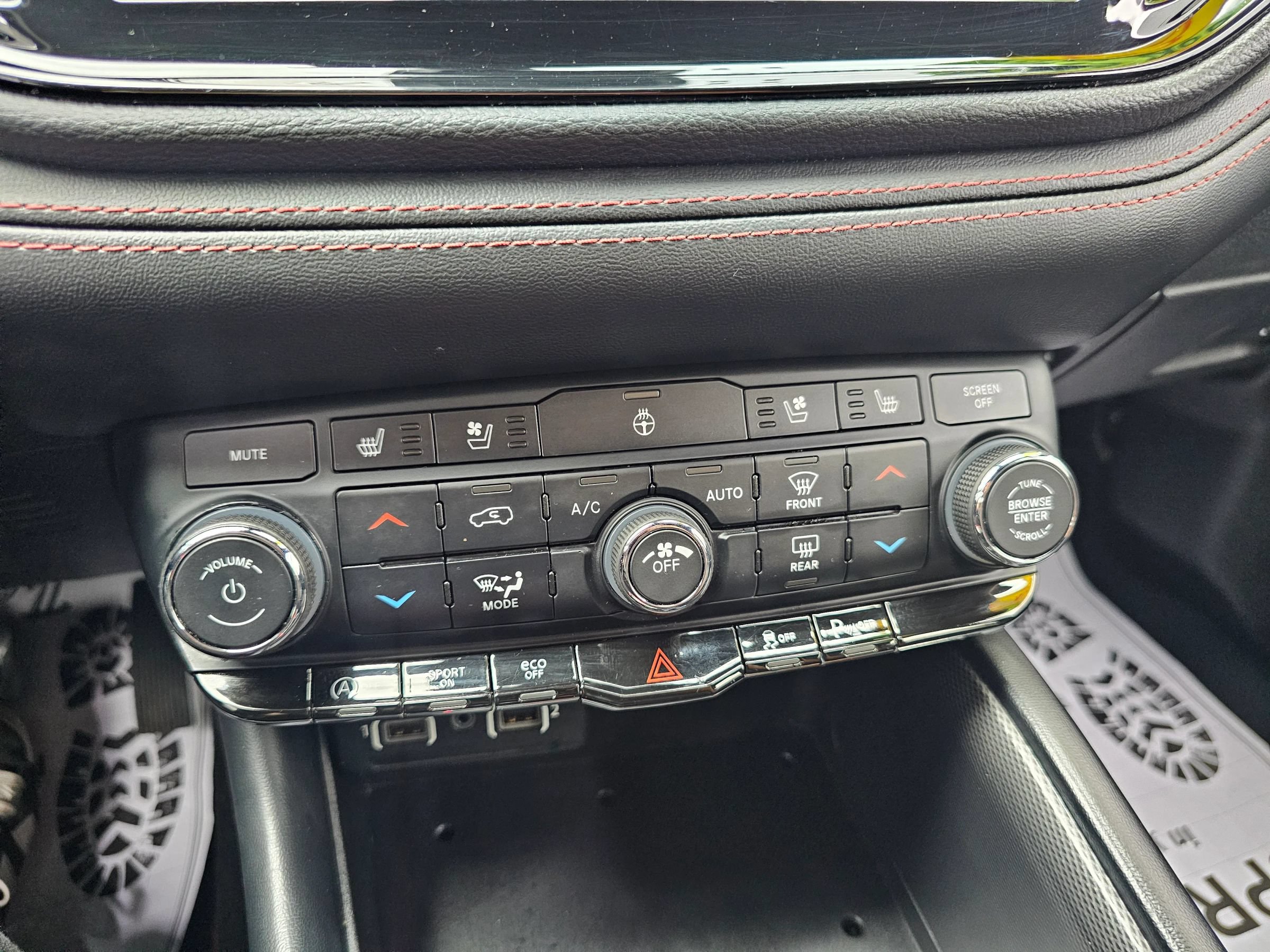 Used 2023 Dodge Durango GT AWD/4WD image 26