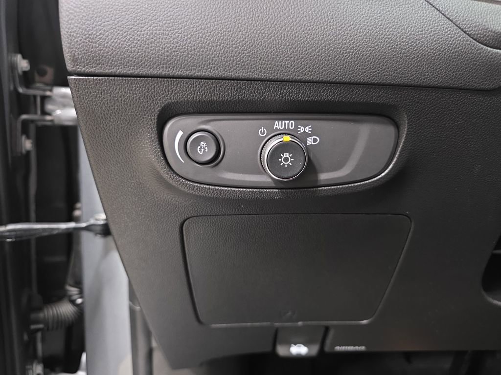 Certified 2024 Buick Encore GX Avenir w/ Avenir Convenience Package image 26