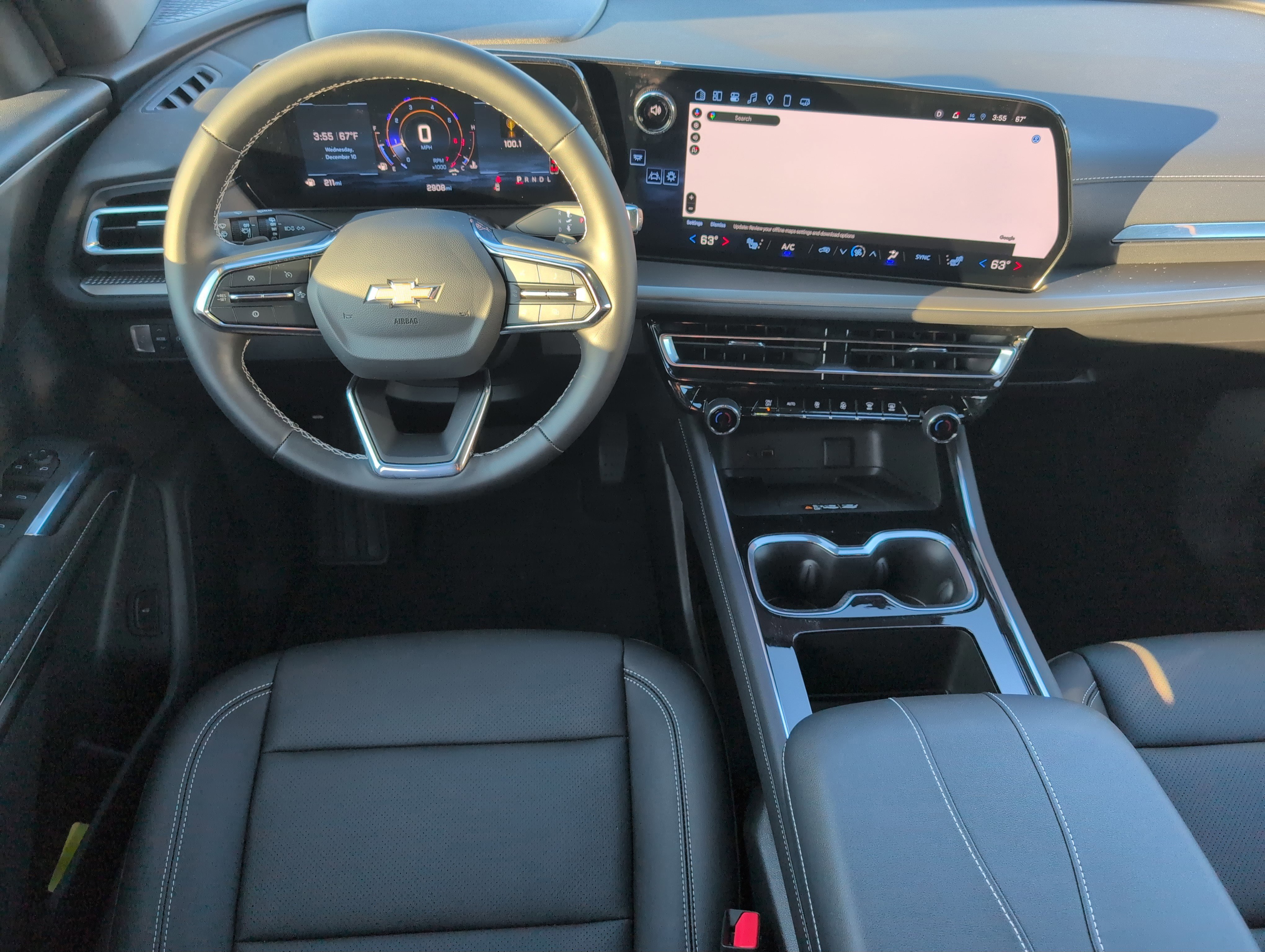 Used 2025 Chevrolet Traverse LT image 24