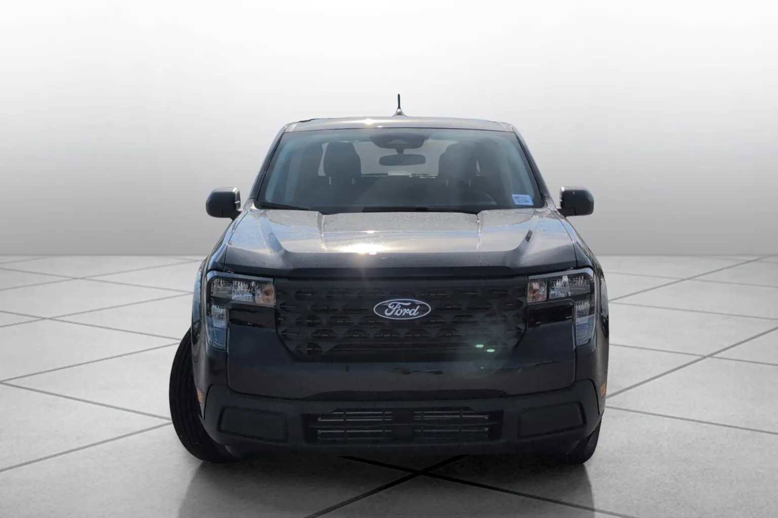 New 2025 Ford Maverick XL w/ Equipment Group 102A image 3