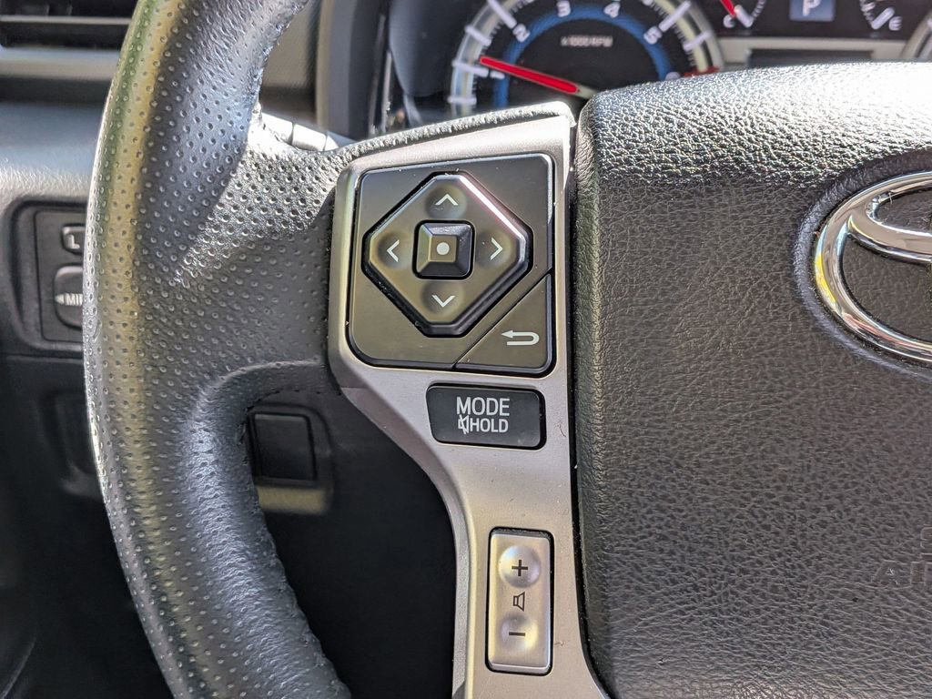 Used 2018 Toyota 4Runner Limited AWD/4WD image 15