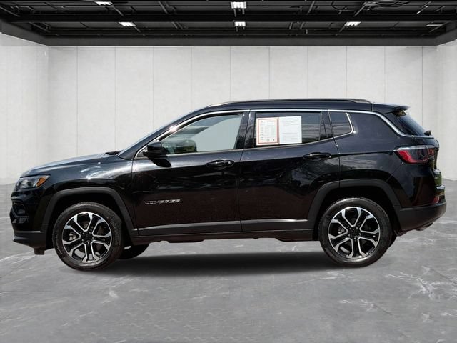 Certified 2023 Jeep Compass Limited AWD/4WD image 2