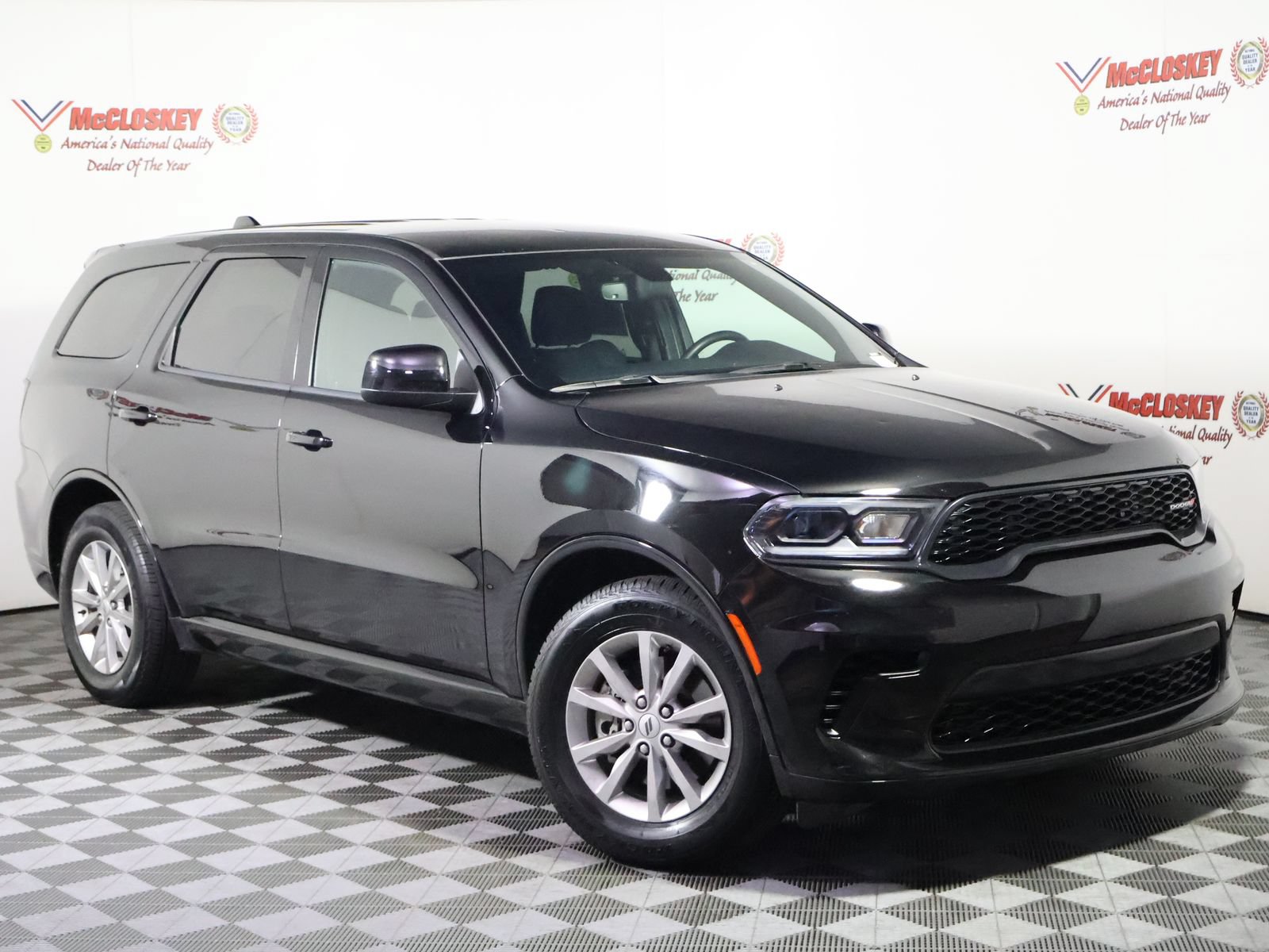 Used 2025 Dodge Durango GT RWD image 2