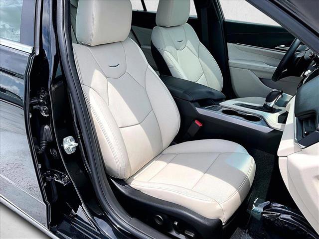 Certified 2025 Cadillac CT4 Premium Luxury RWD image 9