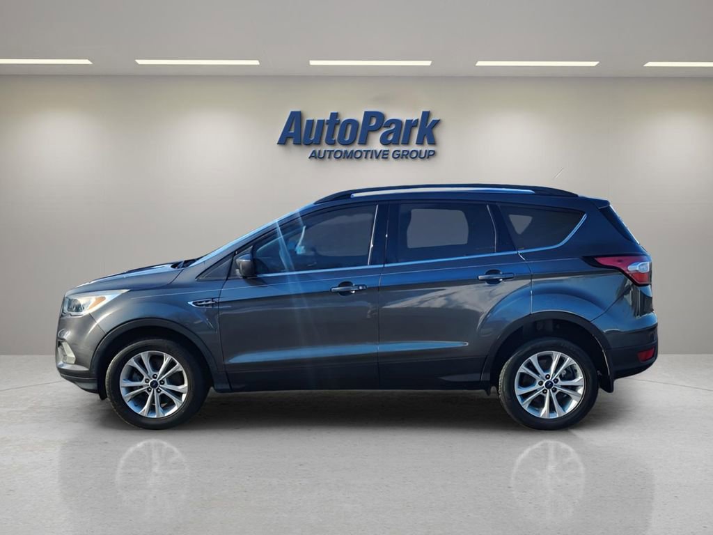 Certified 2018 Ford Escape SE image 4