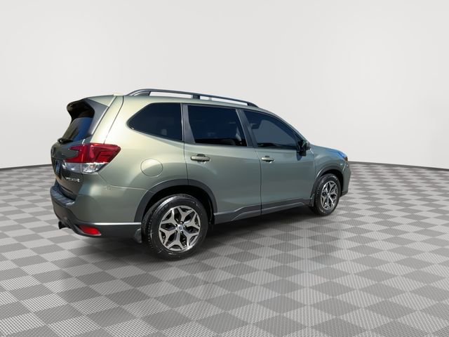 Used 2021 Subaru Forester Premium image 8