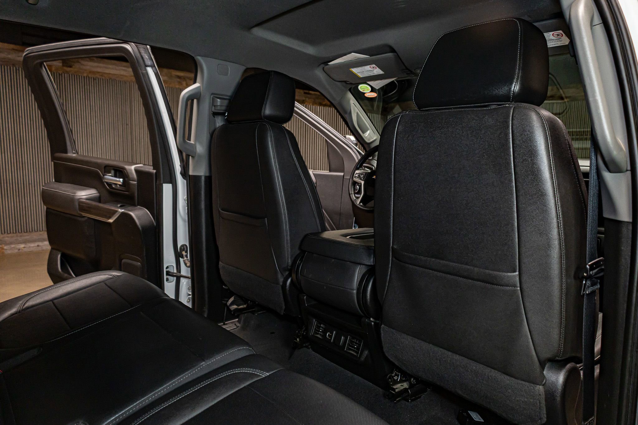 Used 2023 Chevrolet Silverado 3500 LTZ image 27