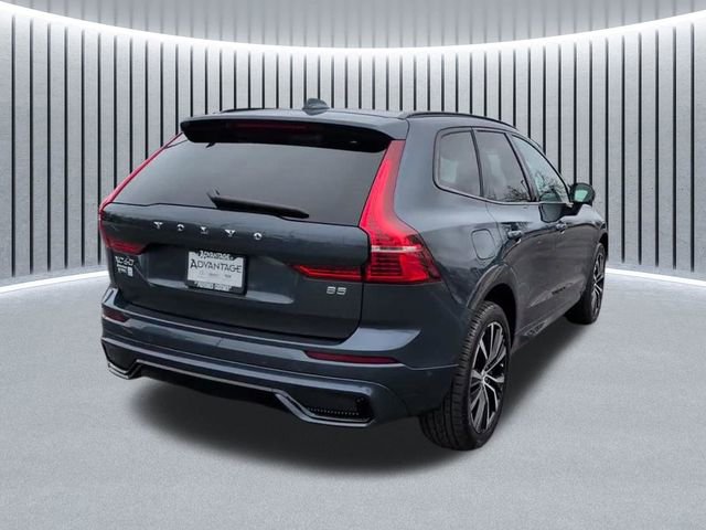 Used 2024 Volvo XC60 B5 Plus image 6