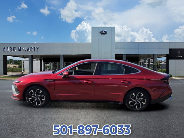 Used 2025 Hyundai Sonata SEL FWD image 2