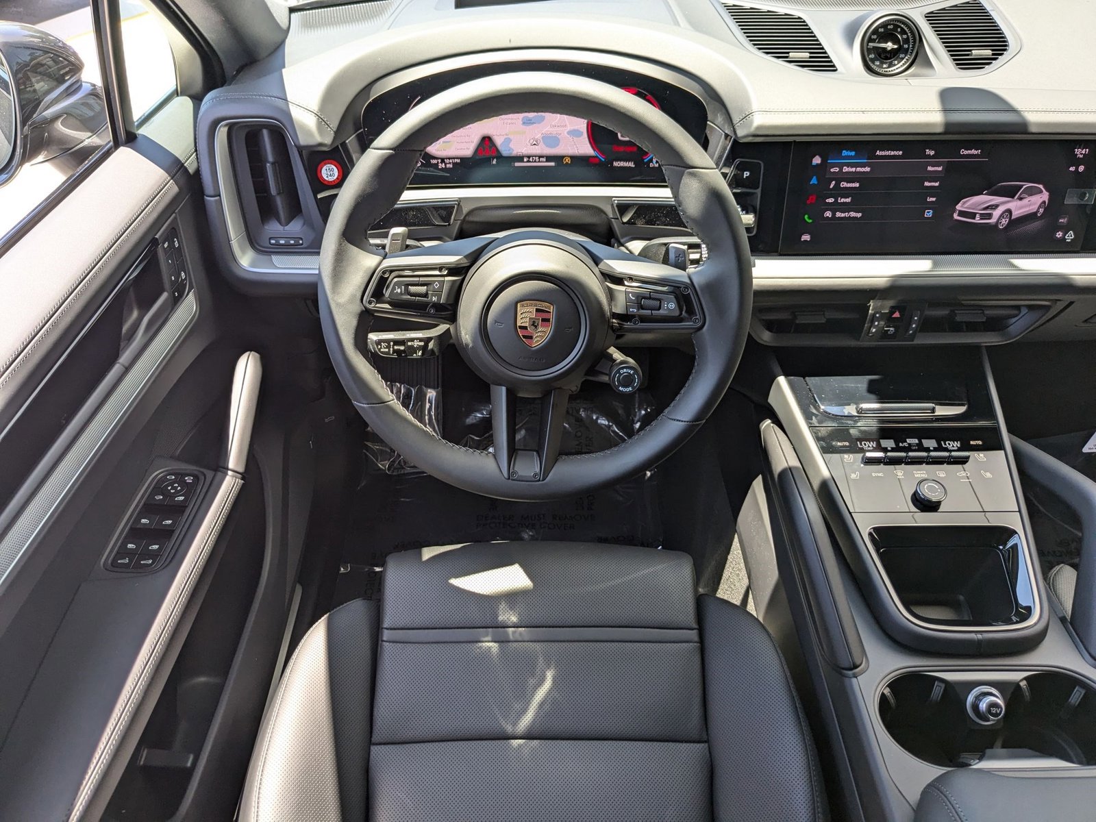 New 2025 Porsche Cayenne Coupe image 16