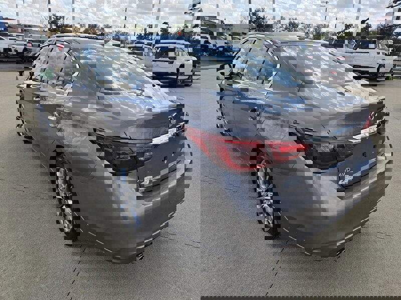 Used 2018 INFINITI Q50 Luxe w/ Essential Package (3.0T Luxe) image 5